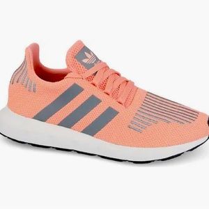 Adidas swift run shoe